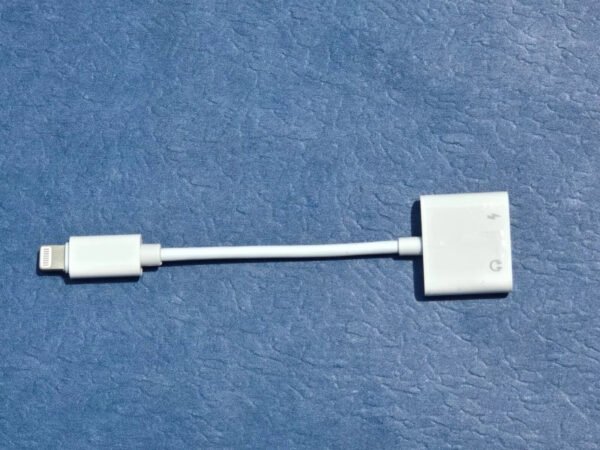 Apple MFi Certified 1 Pack Lightning to 3.5mm Headphones Jack Adapter for iPhone - Image 2